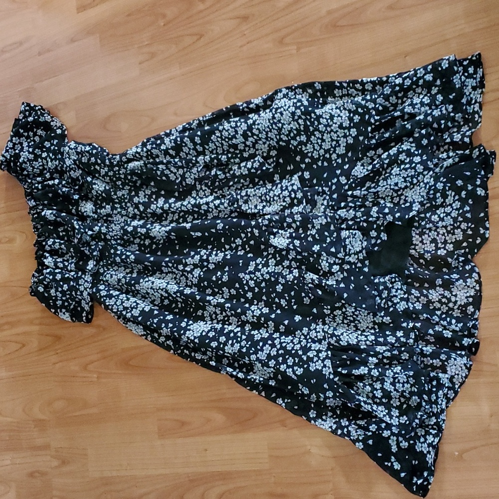 1 shoulder dress